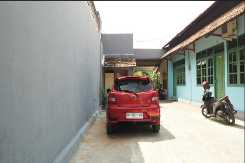 Spot On 93611 Kost Pak Suyatno Syariah 2 Hotel Ponorogo Exterior photo
